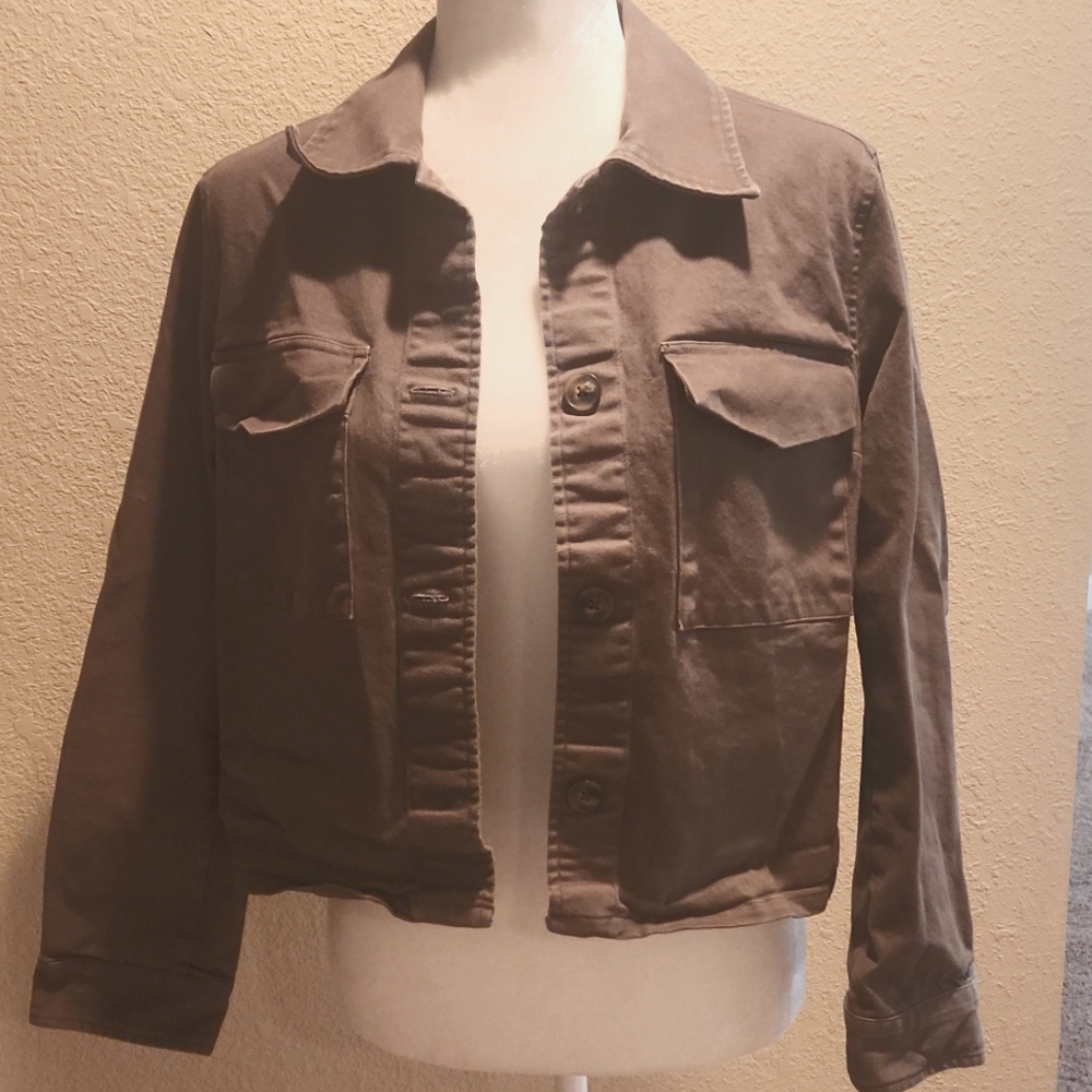 EUC EXPRESS Croppet Shacket